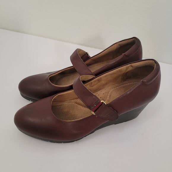 Natural Soul Mary Jane Wedge 9.5 Leather Maritzia Almond Toe Brown Faux Leather - Picture 15 of 15